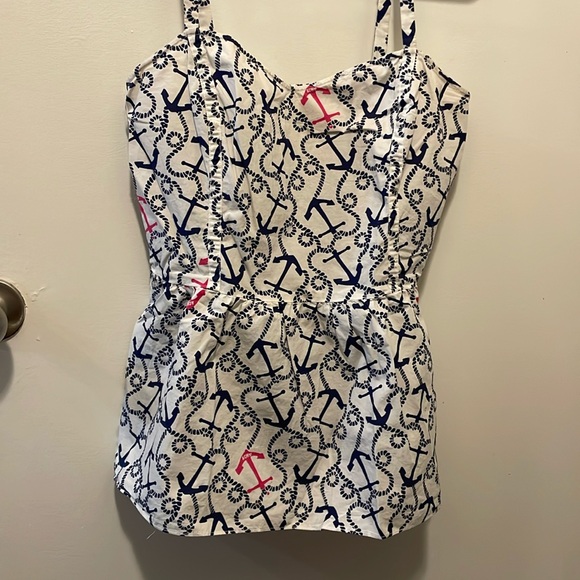 Lily Top - Picture 1 of 3